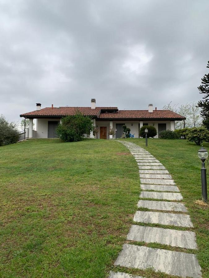 Casa Vacanze Al Capriano Appartamento Mora Cantello Exterior photo